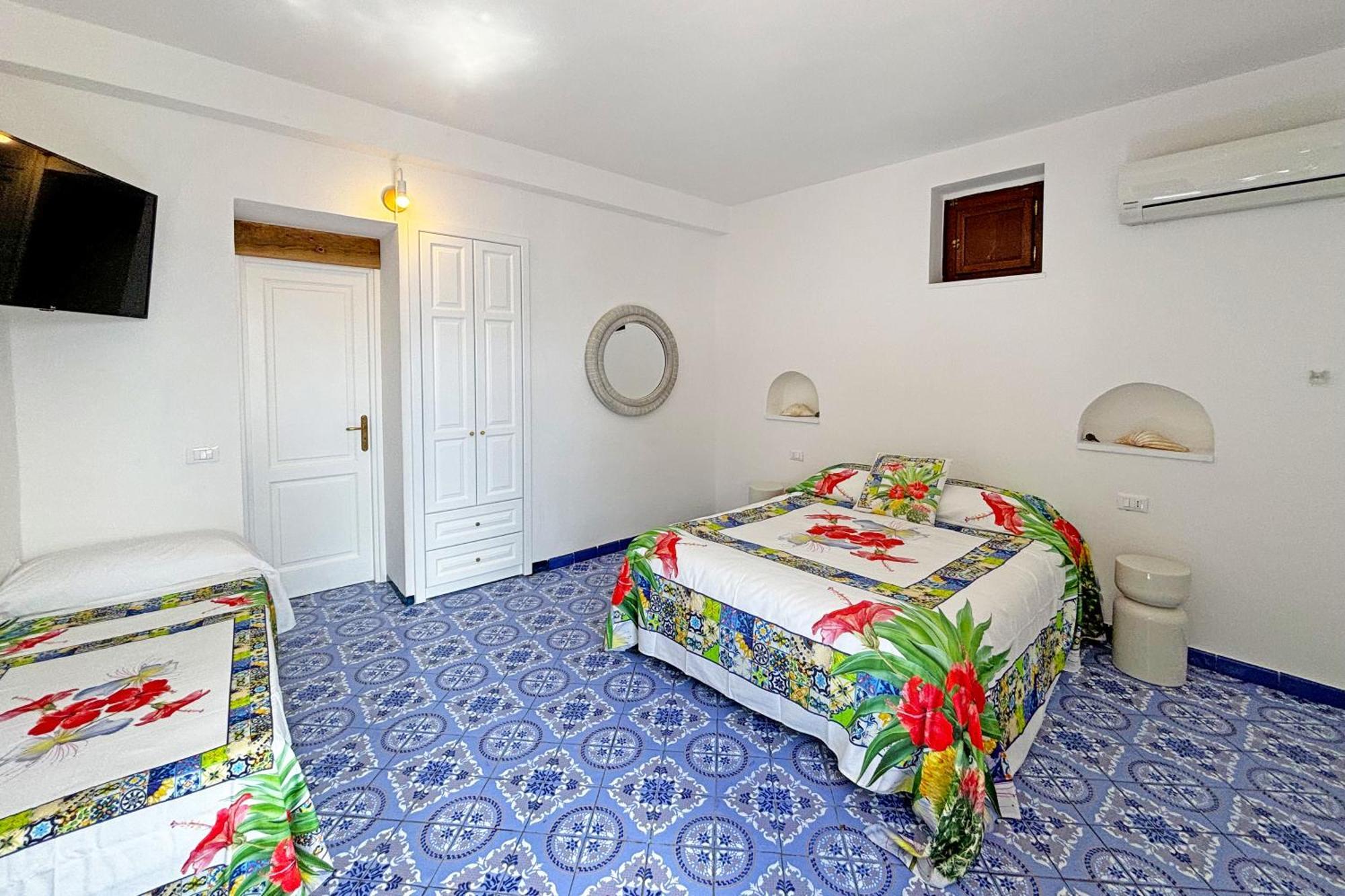 Holiday home Casa Ambra Panarea